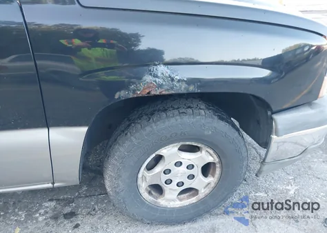 2003 Chevrolet Silverado 1500 Ls z USA, uszkodzony, nr VIN 2GCEC19V931289650